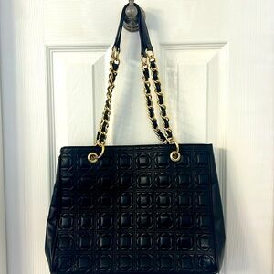 Large Black/Gold Paradox Leather bag. Gorgeous NEVER USED! Quilted, gold straps